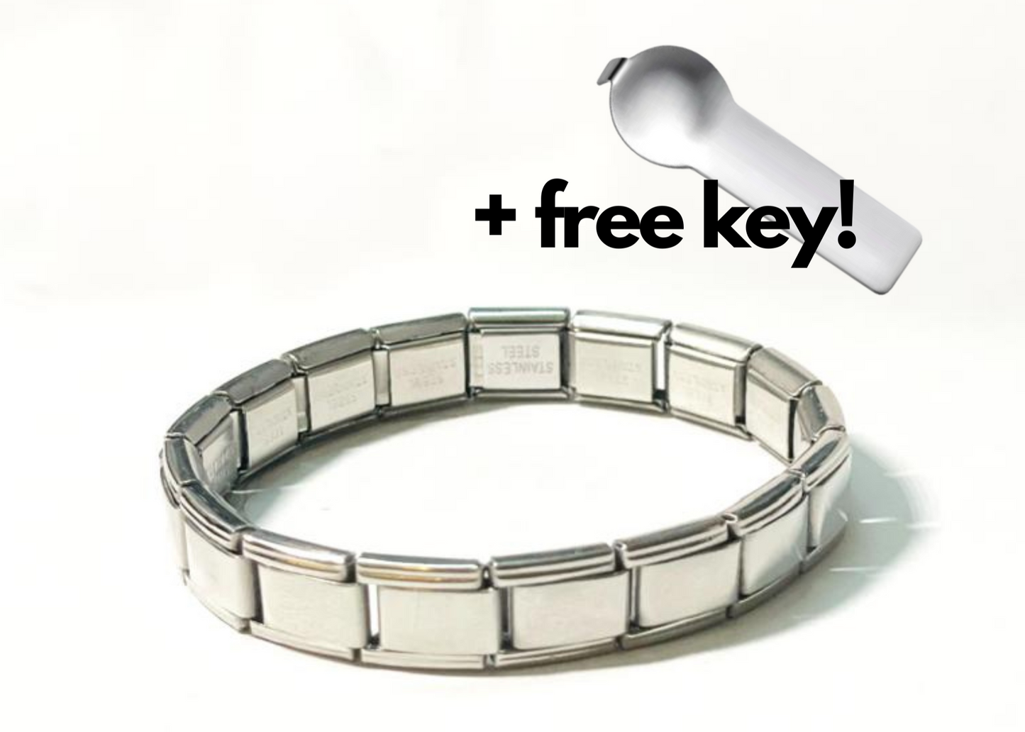 Italian charm bracelet in Pakistan
